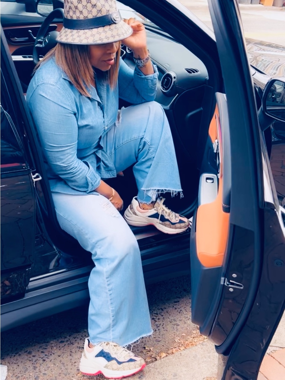 💯 Auth Gucci Sneakers - Picture 9 of 9